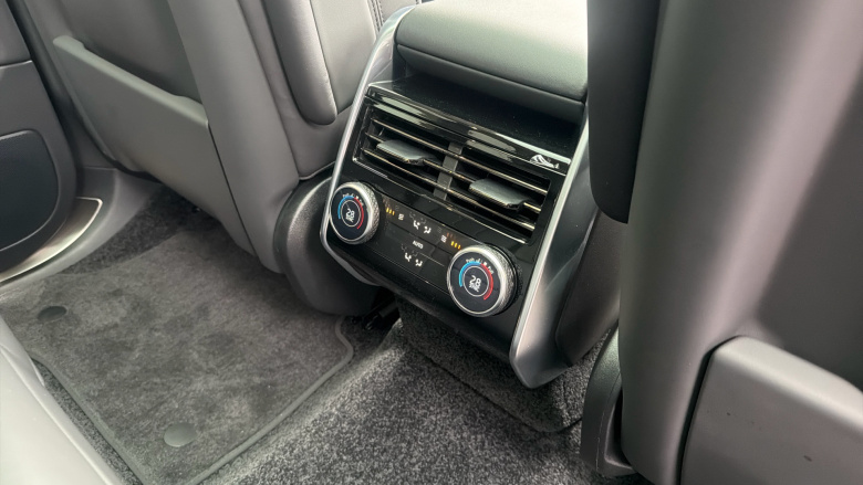 Land Rover Range Rover 3.0 P460e SE 4dr Auto Estate